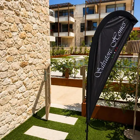 Salvatorehomes - Casa Serenia - Ultra Luxury Duplex In The Heart Of With Dream Garden & Direct Infinity Pool Access