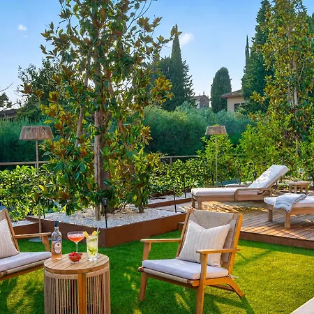 Salvatorehomes - Casa Serenia - Ultra Luxury Duplex In The Heart Of With Dream Garden & Direct Infinity Pool Access Bardolino