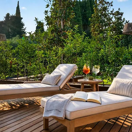 Salvatorehomes - Casa Serenia - Ultra Luxury Duplex In The Heart Of With Dream Garden & Direct Infinity Pool Access Appartamento Bardolino